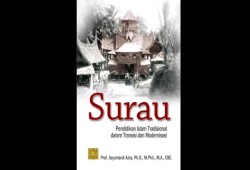 Resensi Buku: Surau: Pendidikan Islam Tradisional dalam Transisi dan Modernisasi